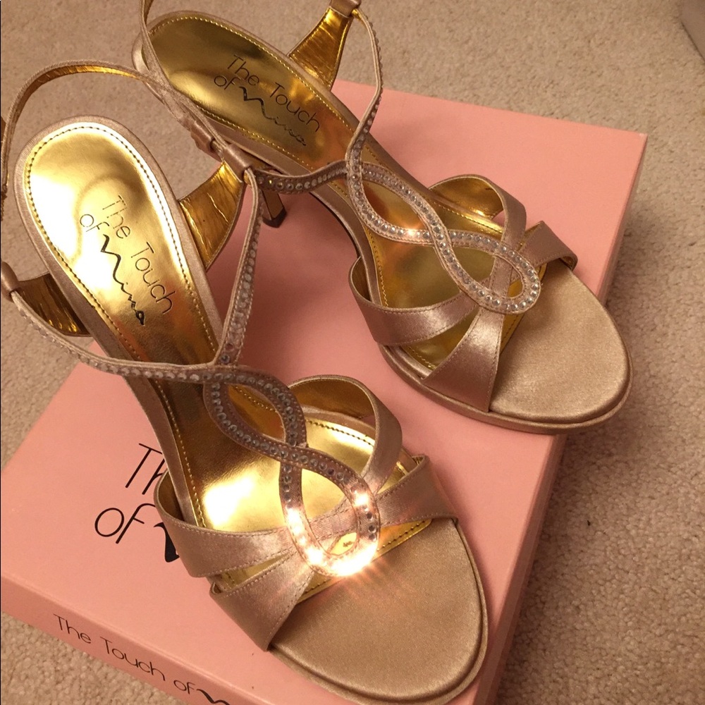 Nina heels gold beige Rhinestones SZ 8.5